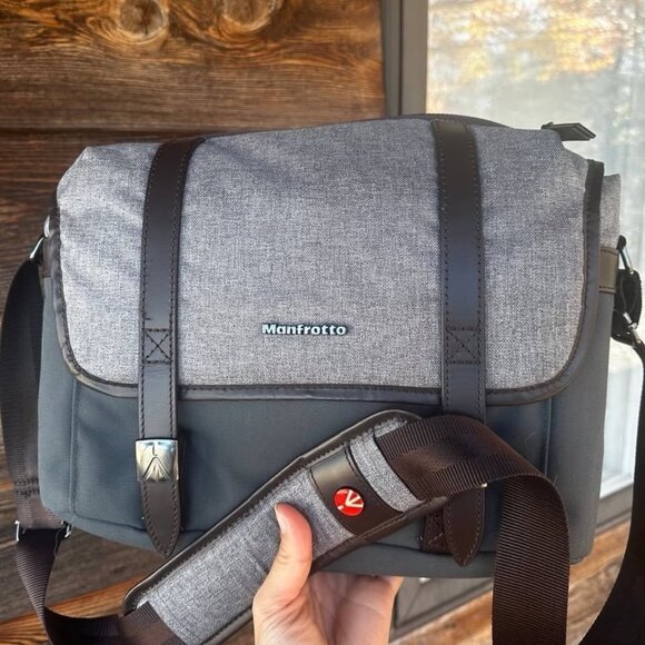 Manfrotto Windsor messenger camera bag. Small - Picture 1 of 9